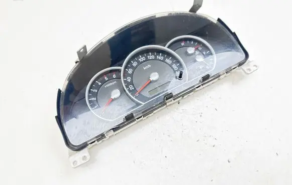 KIA Sorento Speedometer (instrument cluster)