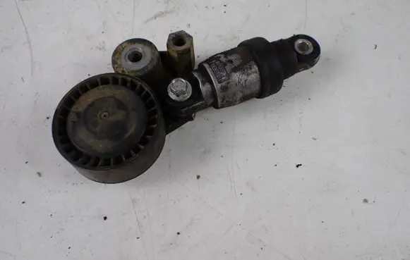 Mazda CX-5 II Generator/alternator belt tensioner PE0315930