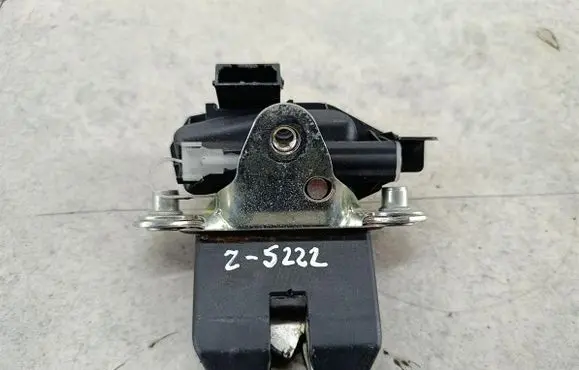 Skoda Roomster (5J) Tailgate lock latch 5J0827501D
