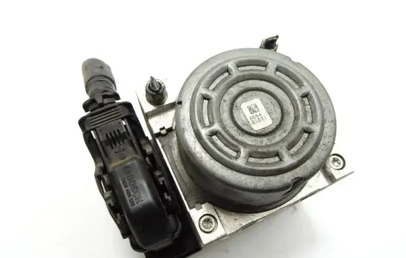 Mazda CX-5 ABS Pump KJ01437A0B 06210226514 ESCK1900