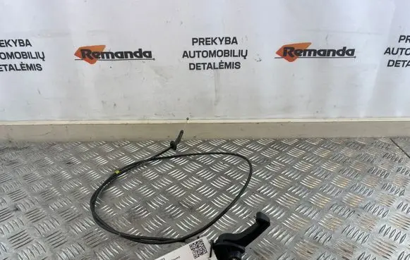 KIA Sorento Engine bonnet (hood) release handle