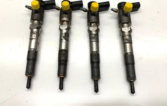 Ford Focus Fuel injectors set GK2Q9K546AC