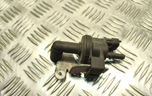 Opel Corsa E Turbo solenoid valve 55566846 55579903
