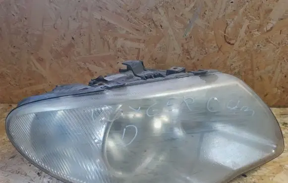 Chrysler Voyager Headlight/headlamp 04857832ABG 6245200000
