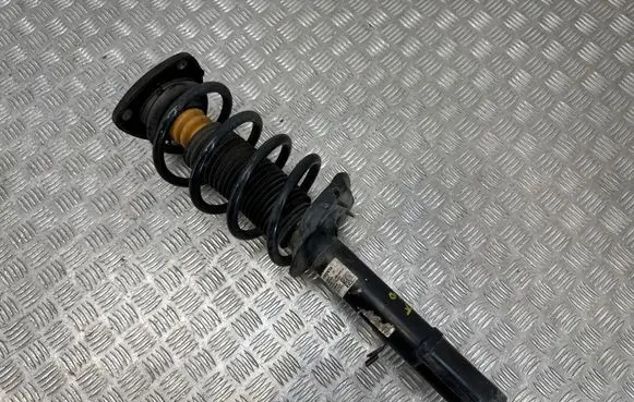 Volvo XC40 Front shock absorber with coil spring 32283435