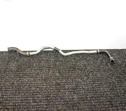 Engine coolant pipe/hose