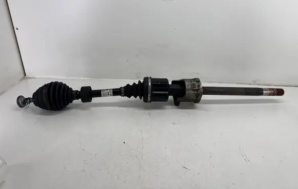 BMW 2 F44 Front driveshaft 8482646 31608482646