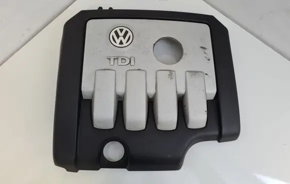 Engine cover (trim)
