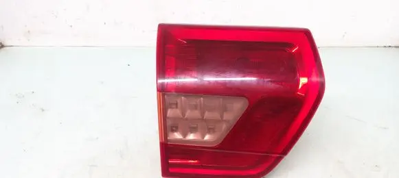 Citroen C5 Tailgate rear/tail lights 9681074380