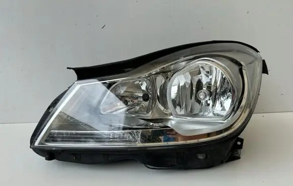 Mercedes-Benz C W204 Headlight/headlamp 2048204959