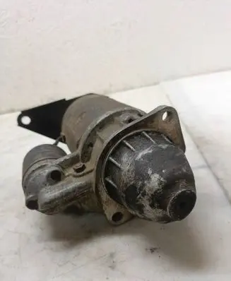 BMW 3 E30 Starter motor 0001311100