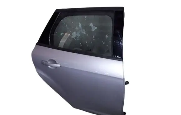 Ford Focus Rear door 1835274