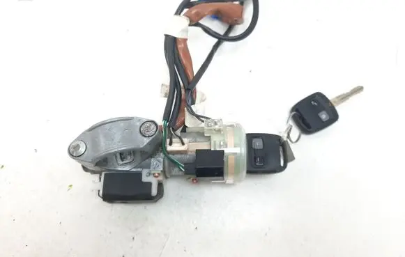 Subaru Forester SG Ignition lock 88215AE010