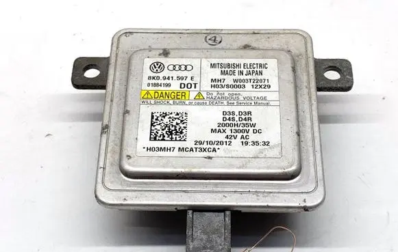 Audi A6 S6 C7 4G Voltage converter/converter module 8K0941597E
