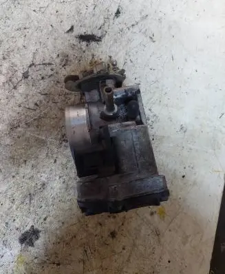 Audi A6 S6 C5 4B Throttle valve 078133063AG