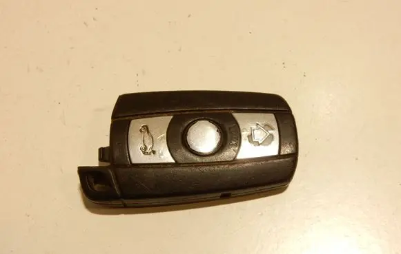 Steering wheel lock