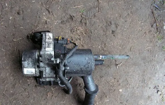 Citroen C4 Grand Picasso Power steering pump