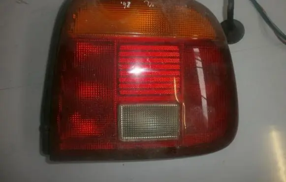 Suzuki Baleno EG Rear/tail lights 22032201