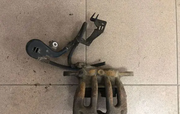 Citroen C5 Front brake caliper