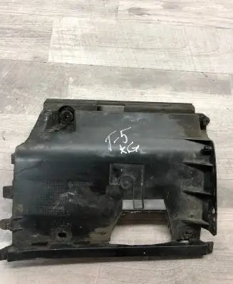 Volkswagen Multivan T5 Bumper support mounting bracket corner 7H0807129A