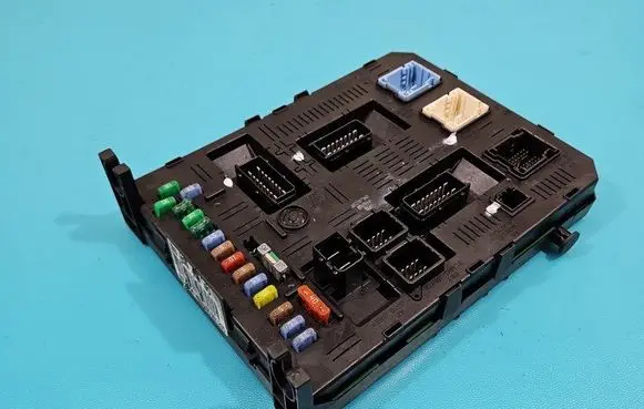 Peugeot 407 Central body control module 9661940180 IMPRK1422284
