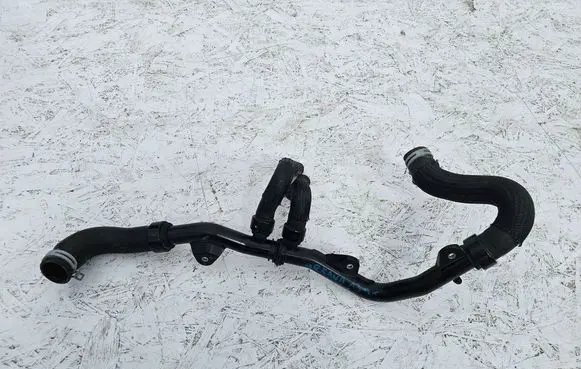Renault Arkana Coolant pipe/hose 215015121R