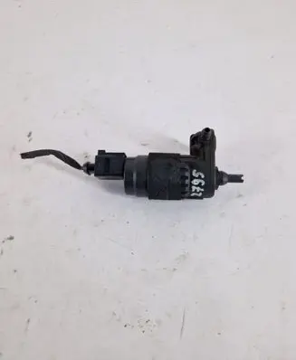 Audi A4 S4 B8 8K Windscreen/windshield washer pump 8K9955647