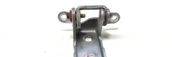 Opel Insignia A Front door upper hinge A046574