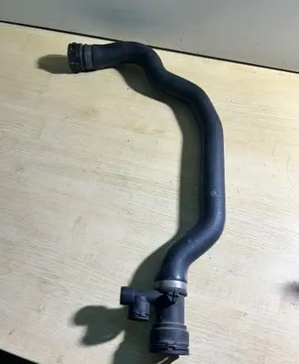 BMW 3 E46 Coolant pipe/hose 