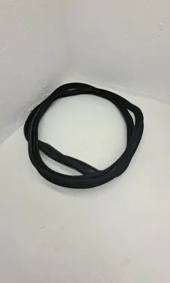 Bentley Continental Rubber seal loading door 3SD827705