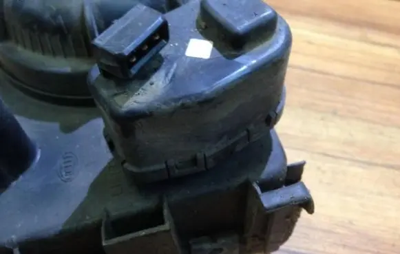 Volkswagen PASSAT B3 Headlight level adjustment motor 