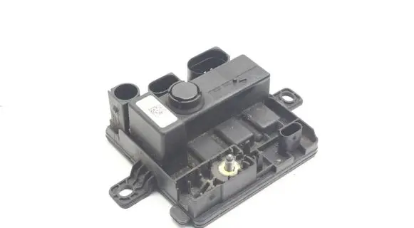 BMW 4 F32 F33 Current control relay 7633242