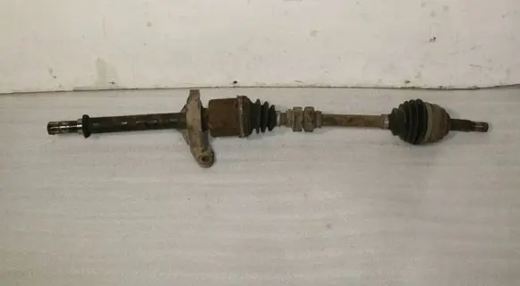 Nissan Note (E12) Front driveshaft