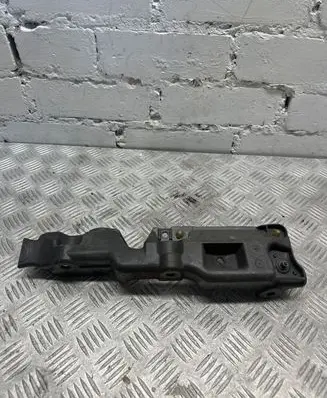 Renault Scenic III - Grand scenic III Front bumper mounting bracket 631220010R