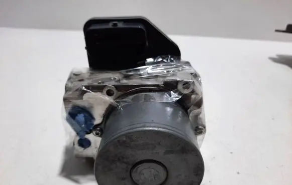 Mazda 6 ABS Pump 1330006440