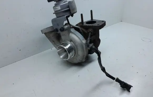 Chevrolet Cruze Turbo 4947701510