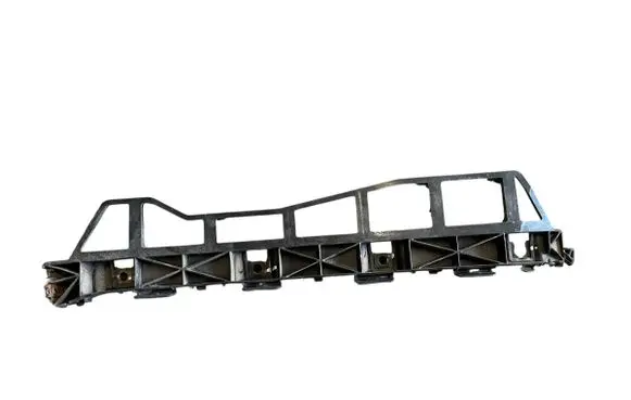 Rear bumper mounting bracket