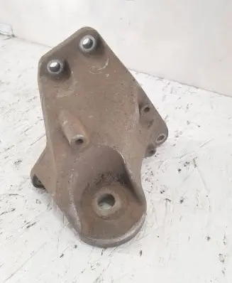 Audi A6 S6 C6 4F Engine mounting bracket 4E0399113B
