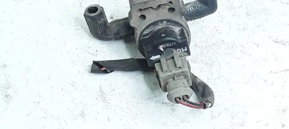 Mercedes-Benz C W203 Turbo solenoid valve 0004701693