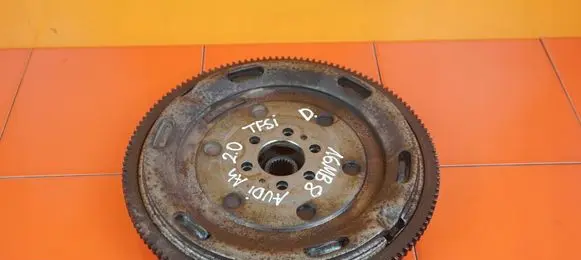 Audi A4 S4 B7 8E 8H Dual mass flywheel 06D105317A BWE
