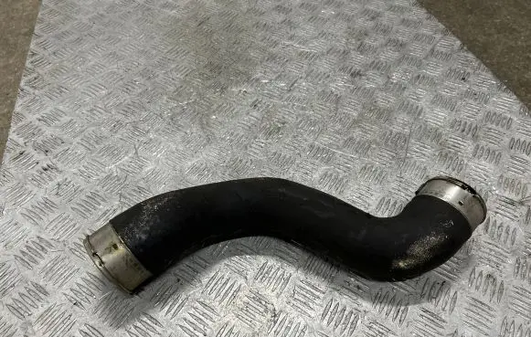 Mercedes-Benz C W204 Engine coolant pipe/hose