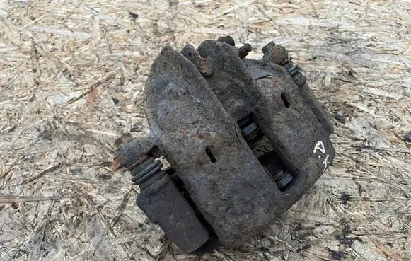 Volvo S40, V40 Front brake caliper