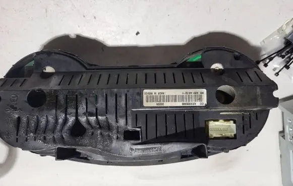 Mercedes-Benz ML W164 Speedometer (instrument cluster) A2514405211 A2C53280905