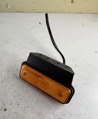 Man TGE 1gen Front fender indicator light 