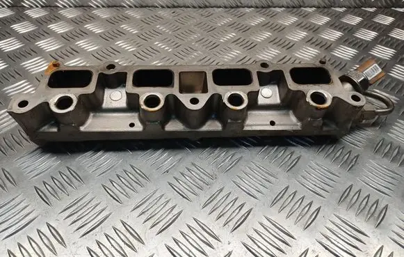 Volkswagen Scirocco Intake manifold 202AQC0 2027899 03C906051H
