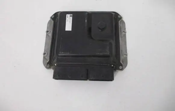 Opel Astra J Engine control unit/module 55579443