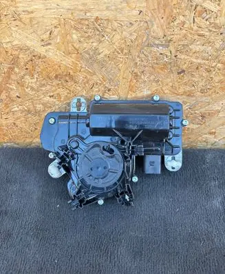 Volkswagen Tiguan Tailgate boot lock/latch motor 3G0827887C 280319 113201
