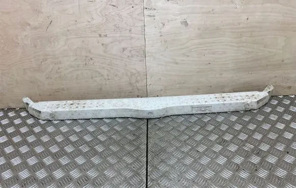 Front bumper foam support bar