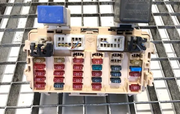 Fuse box set