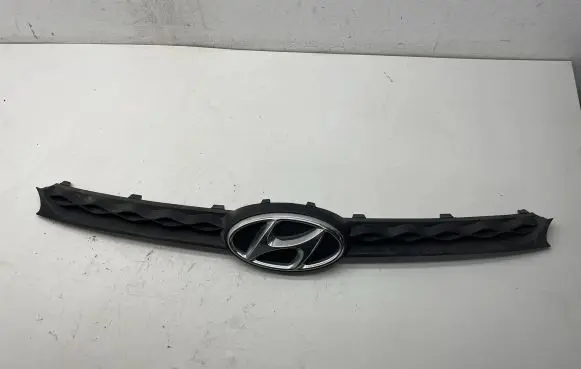 Hyundai i10 Front bumper upper radiator grill 86351B9000